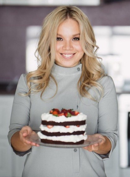 Картинка [Alina2cake School] Кондитерские курсы — целый набор по тортам от Алины Ахмадиевой!